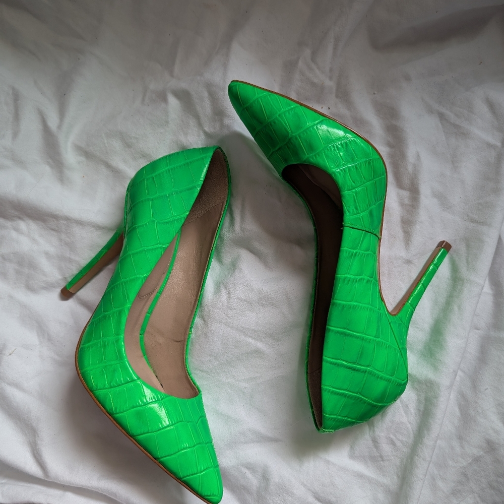 Aldo Neon Green Croc-Embossed Heels